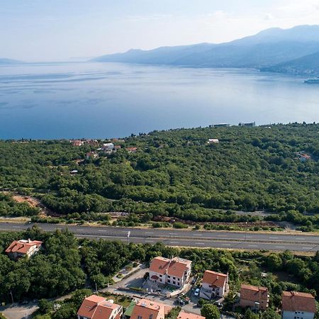 Vrata Jadrana Lägenhet Rijeka Exteriör bild